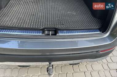 Внедорожник / Кроссовер Mercedes-Benz GLC-Class 2021 в 