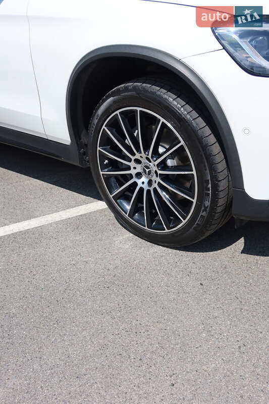 Внедорожник / Кроссовер Mercedes-Benz GLC-Class 2019 в Киеве