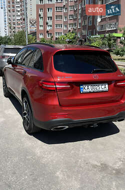 Внедорожник / Кроссовер Mercedes-Benz GLC-Class 2017 в 