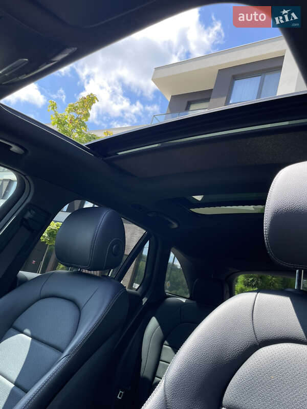 Внедорожник / Кроссовер Mercedes-Benz GLC-Class 2020 в Ужгороде