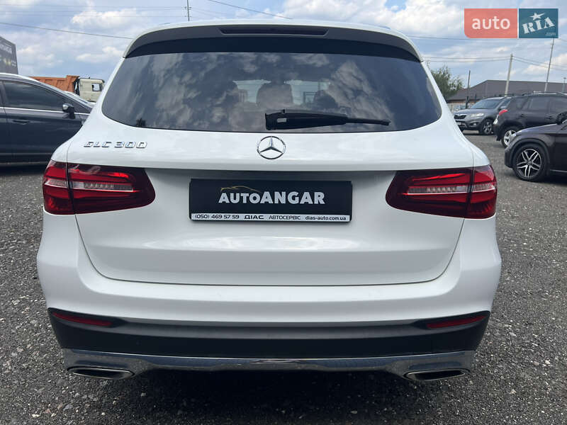 Внедорожник / Кроссовер Mercedes-Benz GLC-Class 2015 в Киеве