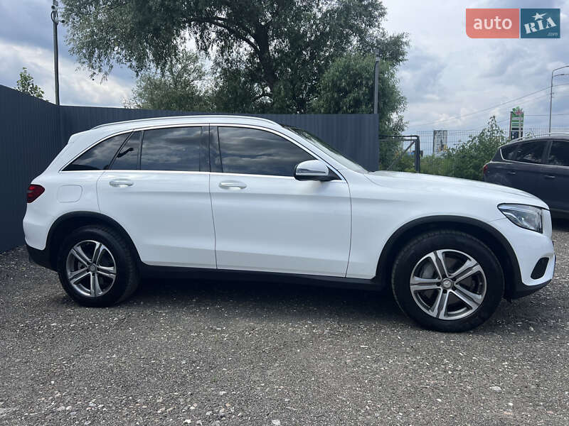 Внедорожник / Кроссовер Mercedes-Benz GLC-Class 2015 в Киеве