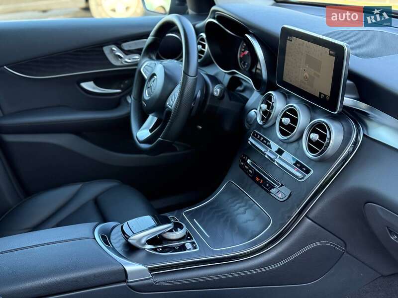 Внедорожник / Кроссовер Mercedes-Benz GLC-Class 2016 в Одессе