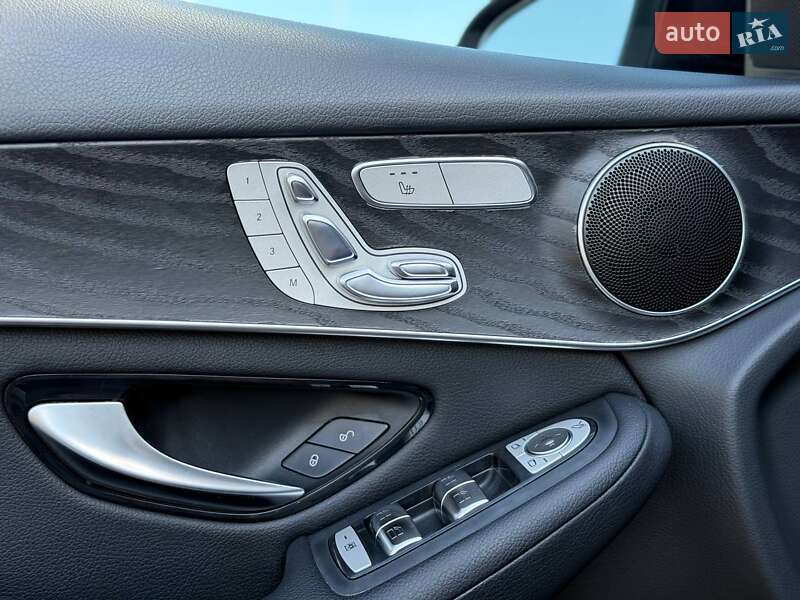 Внедорожник / Кроссовер Mercedes-Benz GLC-Class 2016 в Одессе