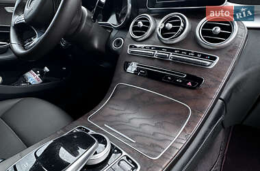 Внедорожник / Кроссовер Mercedes-Benz GLC-Class 2017 в 