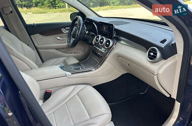 Внедорожник / Кроссовер Mercedes-Benz GLC-Class 2022 в 