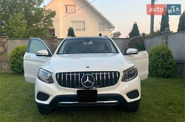 Внедорожник / Кроссовер Mercedes-Benz GLC-Class 2019 в Иршаве