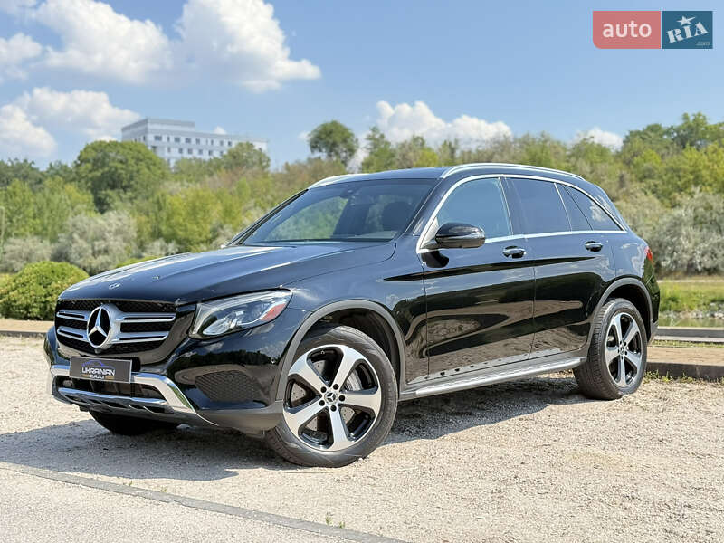 Mercedes-Benz GLC-Class 2019