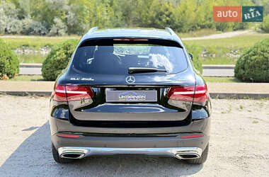 Внедорожник / Кроссовер Mercedes-Benz GLC-Class 2019 в 