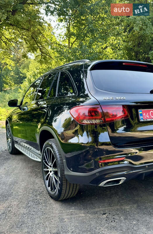 Внедорожник / Кроссовер Mercedes-Benz GLC-Class 2022 в Тернополе