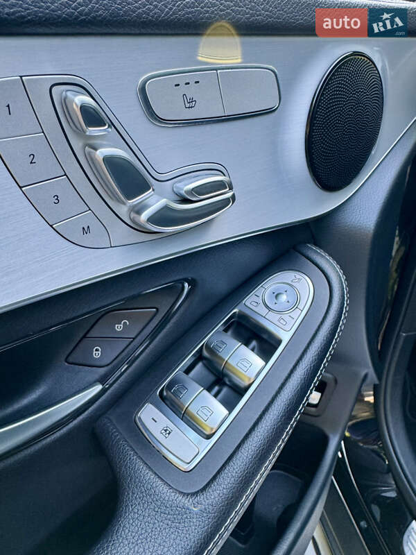 Внедорожник / Кроссовер Mercedes-Benz GLC-Class 2022 в Тернополе