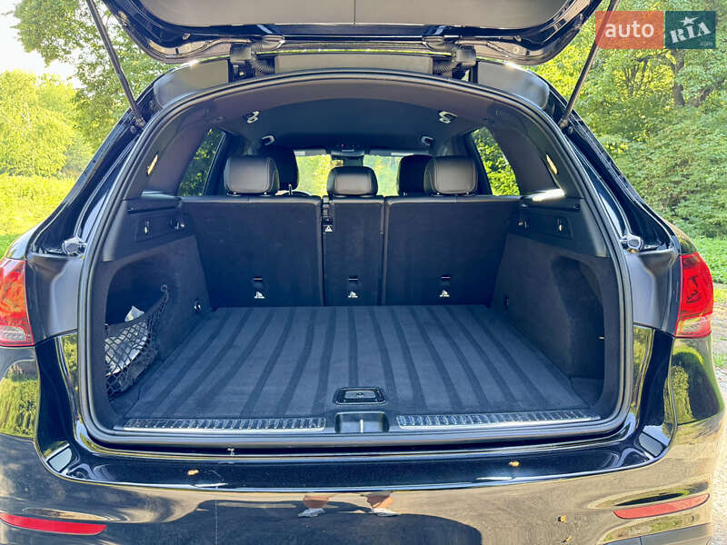 Внедорожник / Кроссовер Mercedes-Benz GLC-Class 2022 в Тернополе