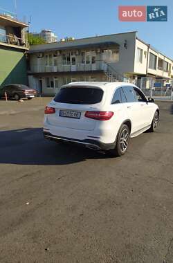 Внедорожник / Кроссовер Mercedes-Benz GLC-Class 2017 в 