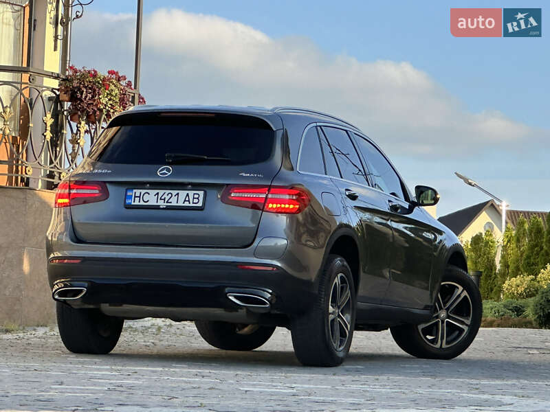 Позашляховик / Кросовер Mercedes-Benz GLC-Class 2018 в Дрогобичі