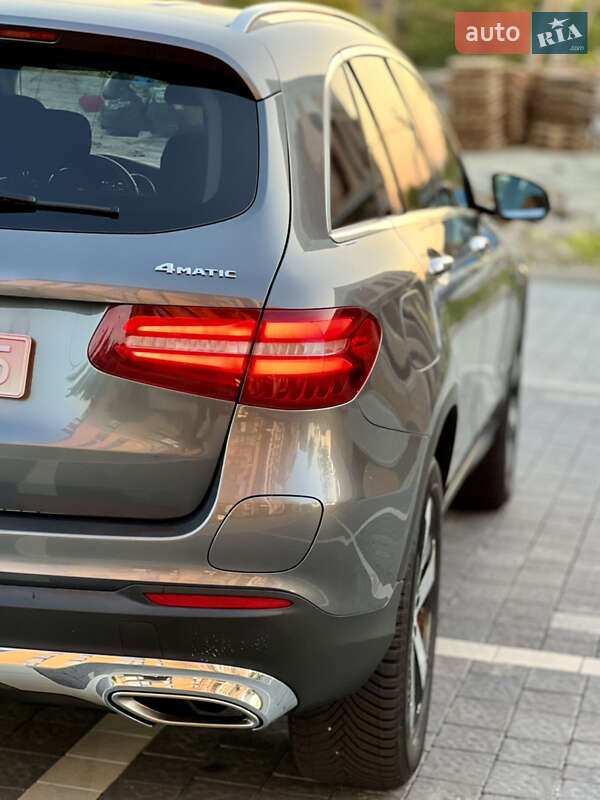 Позашляховик / Кросовер Mercedes-Benz GLC-Class 2018 в Львові фото 16 Позашляховик / Кросовер Mercedes-Benz GLC-Class 2018 в Львові