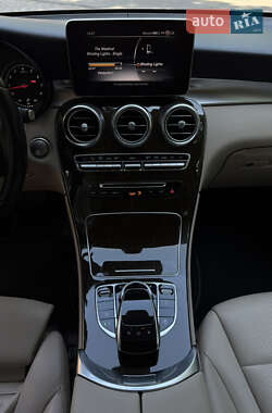 Внедорожник / Кроссовер Mercedes-Benz GLC-Class 2016 в 