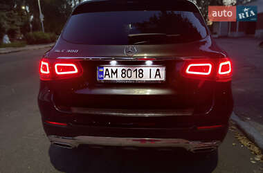 Внедорожник / Кроссовер Mercedes-Benz GLC-Class 2020 в 