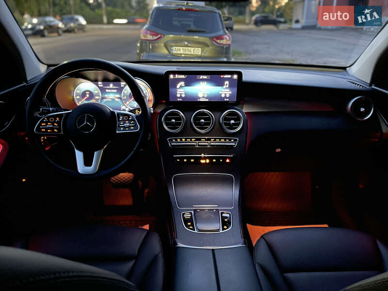 Позашляховик / Кросовер Mercedes-Benz GLC-Class 2020 в Києві