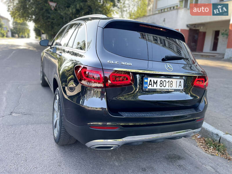 Позашляховик / Кросовер Mercedes-Benz GLC-Class 2020 в Києві