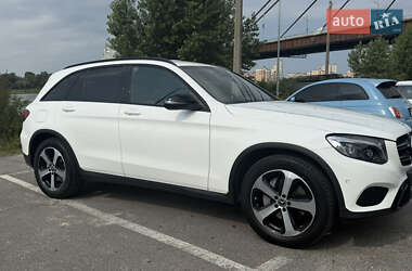 Внедорожник / Кроссовер Mercedes-Benz GLC-Class 2017 в 