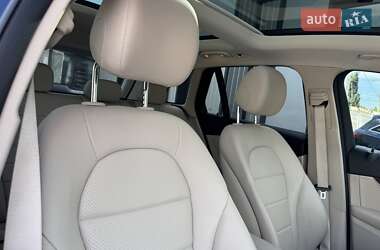 Внедорожник / Кроссовер Mercedes-Benz GLC-Class 2021 в 