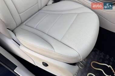 Внедорожник / Кроссовер Mercedes-Benz GLC-Class 2021 в 