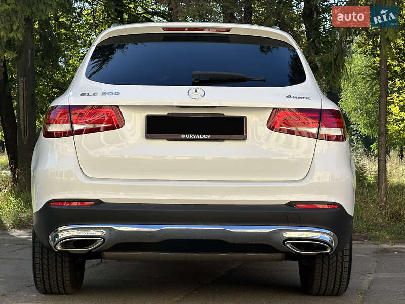 Внедорожник / Кроссовер Mercedes-Benz GLC-Class 2019 в Киеве