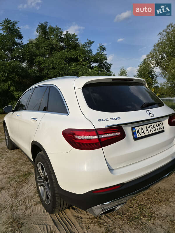 Внедорожник / Кроссовер Mercedes-Benz GLC-Class 2019 в Киеве