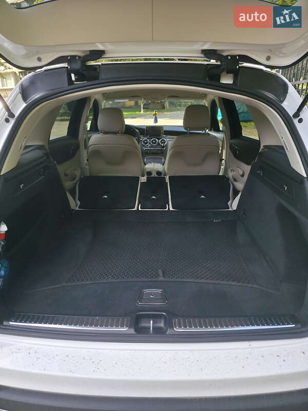 Внедорожник / Кроссовер Mercedes-Benz GLC-Class 2019 в Киеве