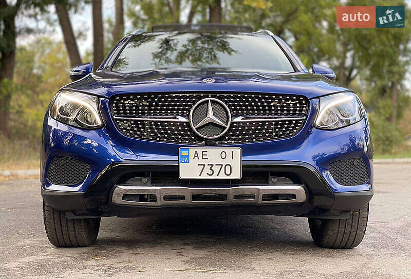Внедорожник / Кроссовер Mercedes-Benz GLC-Class 2018 в 