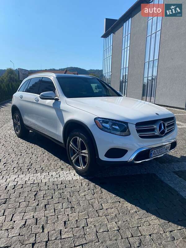 Внедорожник / Кроссовер Mercedes-Benz GLC-Class 2017 в Хусте фото 5 Внедорожник / Кроссовер Mercedes-Benz GLC-Class 2017 в Хусте