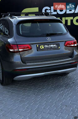 Внедорожник / Кроссовер Mercedes-Benz GLC-Class 2017 в 