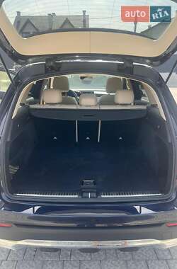 Внедорожник / Кроссовер Mercedes-Benz GLC-Class 2020 в 