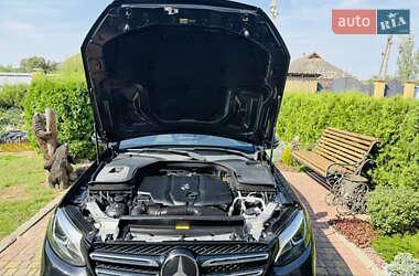 Внедорожник / Кроссовер Mercedes-Benz GLC-Class 2017 в 