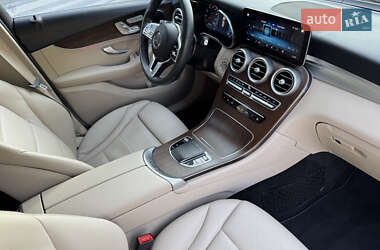 Внедорожник / Кроссовер Mercedes-Benz GLC-Class 2020 в 