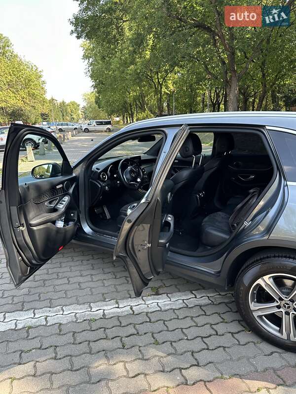 Внедорожник / Кроссовер Mercedes-Benz GLC-Class 2017 в Тернополе