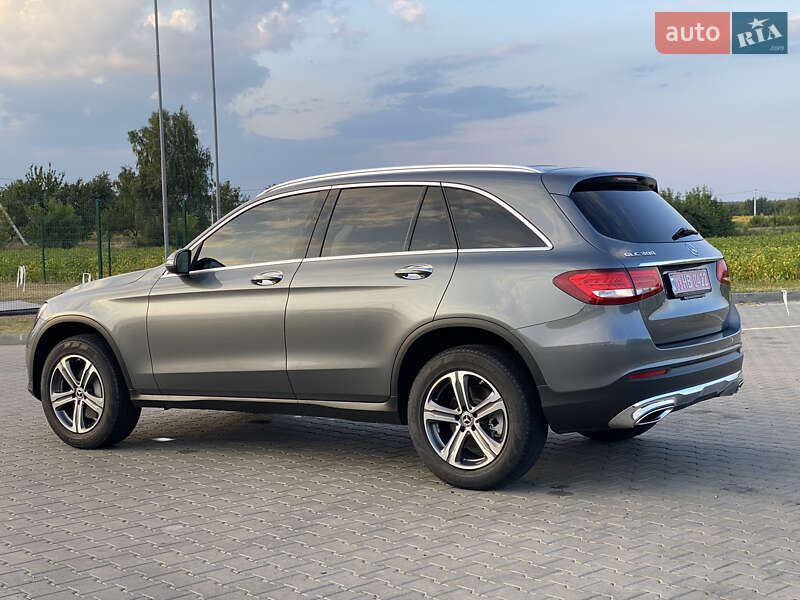 Внедорожник / Кроссовер Mercedes-Benz GLC-Class 2019 в Луцке