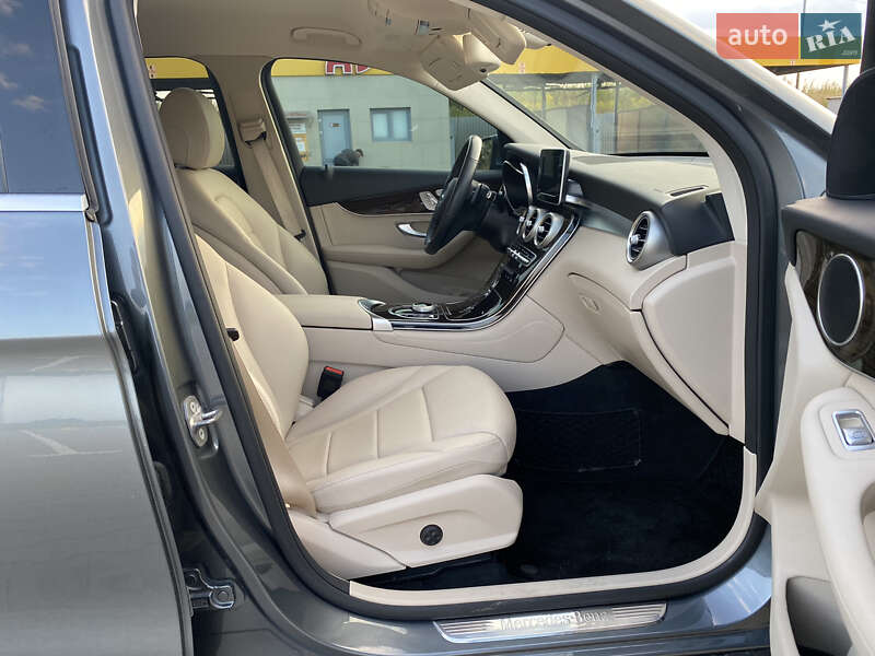 Внедорожник / Кроссовер Mercedes-Benz GLC-Class 2019 в Луцке