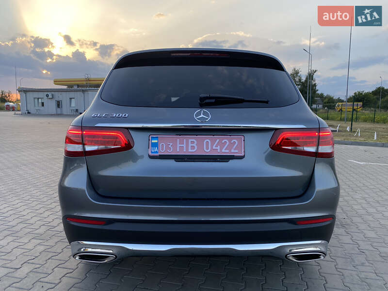 Внедорожник / Кроссовер Mercedes-Benz GLC-Class 2019 в Луцке