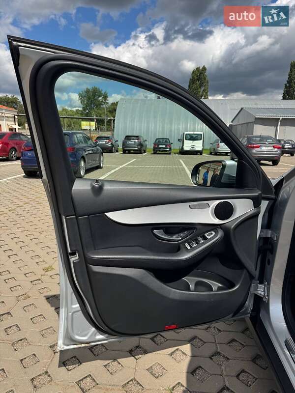 Позашляховик / Кросовер Mercedes-Benz GLC-Class 2016 в Борисполі фото 27 Позашляховик / Кросовер Mercedes-Benz GLC-Class 2016 в Борисполі