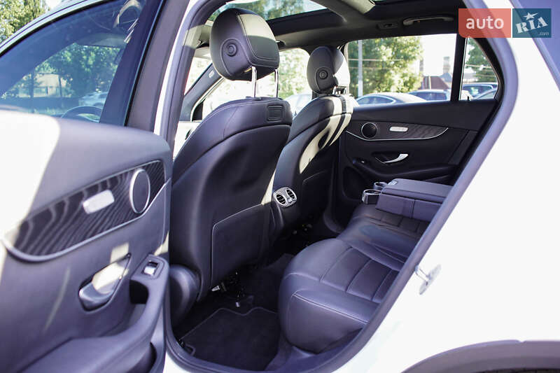 Внедорожник / Кроссовер Mercedes-Benz GLC-Class 2018 в Житомире