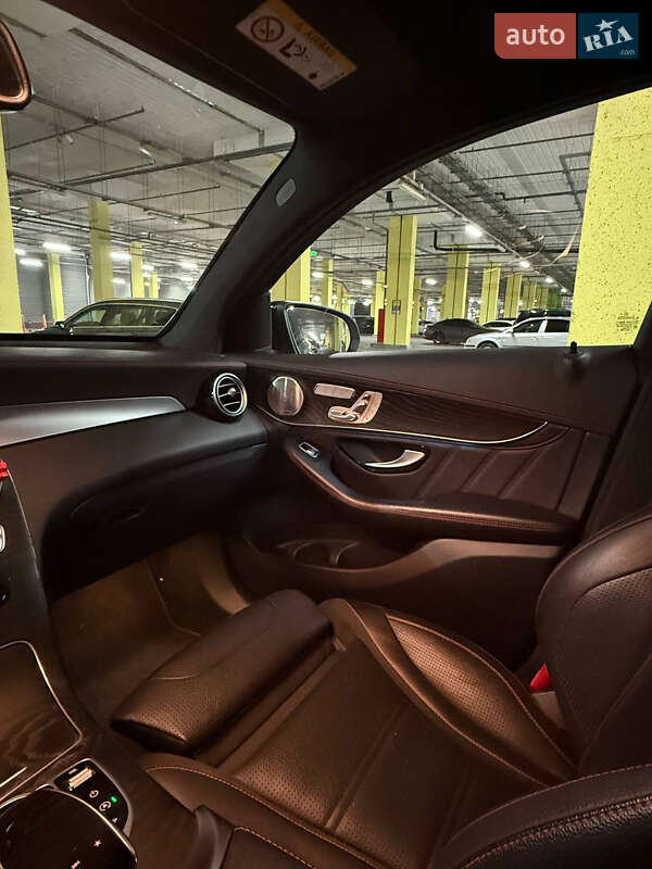 Внедорожник / Кроссовер Mercedes-Benz GLC-Class 2018 в Киеве фото 13 Внедорожник / Кроссовер Mercedes-Benz GLC-Class 2018 в Киеве