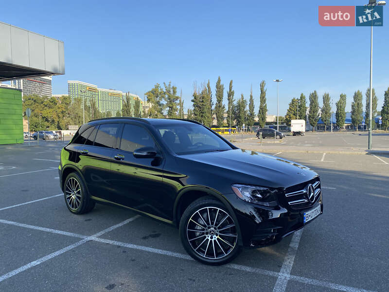 Внедорожник / Кроссовер Mercedes-Benz GLC-Class 2017 в Киеве