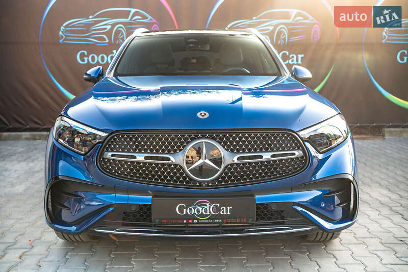 Mercedes-Benz GLC-Class 2023