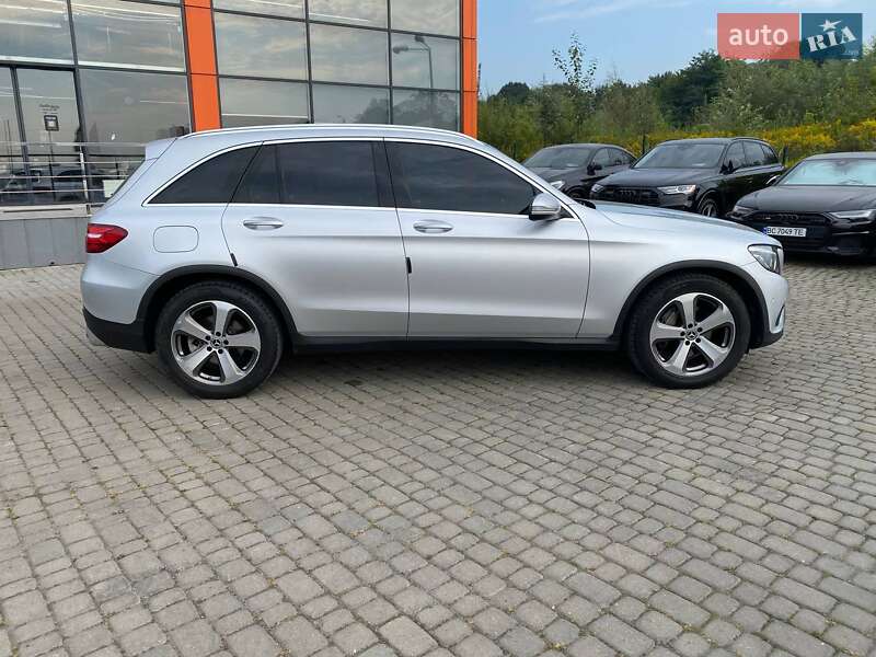 Внедорожник / Кроссовер Mercedes-Benz GLC-Class 2017 в Львове