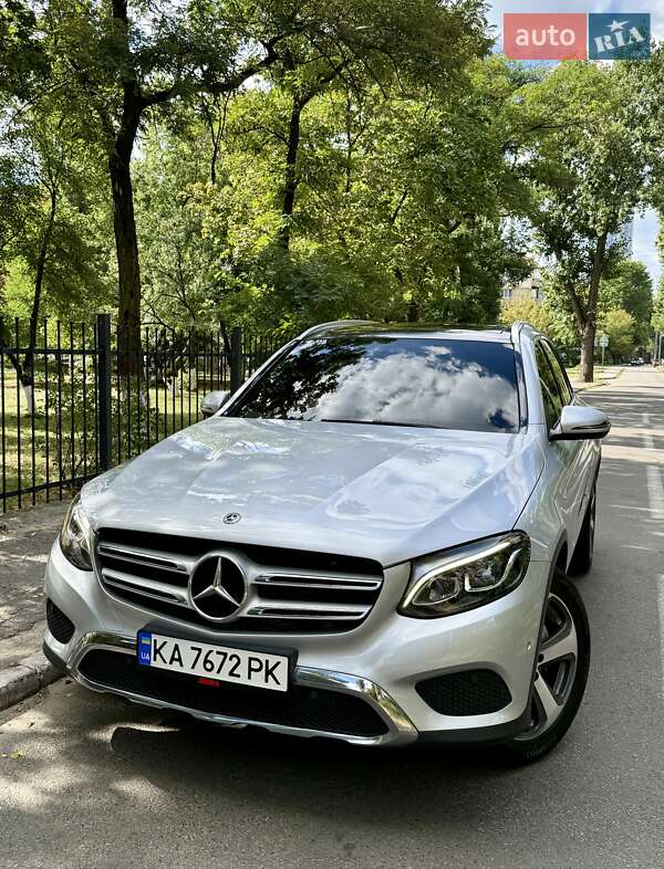 Внедорожник / Кроссовер Mercedes-Benz GLC-Class 2017 в Киеве