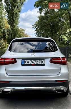 Внедорожник / Кроссовер Mercedes-Benz GLC-Class 2017 в 