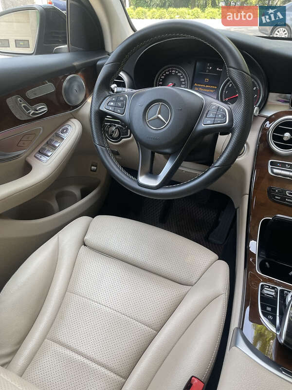 Позашляховик / Кросовер Mercedes-Benz GLC-Class 2016 в Івано-Франківську