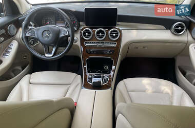 Внедорожник / Кроссовер Mercedes-Benz GLC-Class 2016 в 
