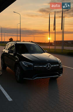 Внедорожник / Кроссовер Mercedes-Benz GLC-Class 2018 в Киеве